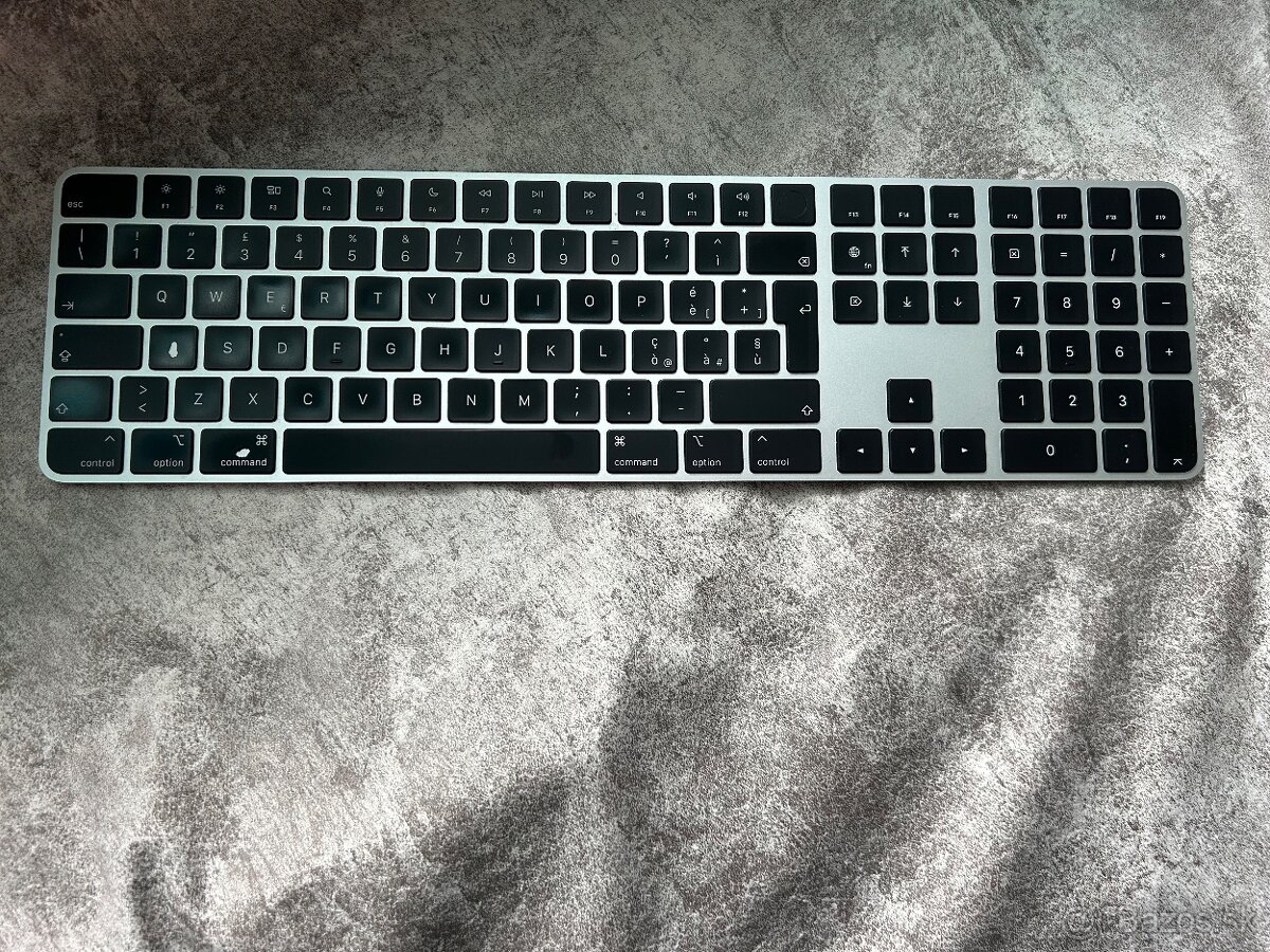 klávesnica Apple Magic Keyboard