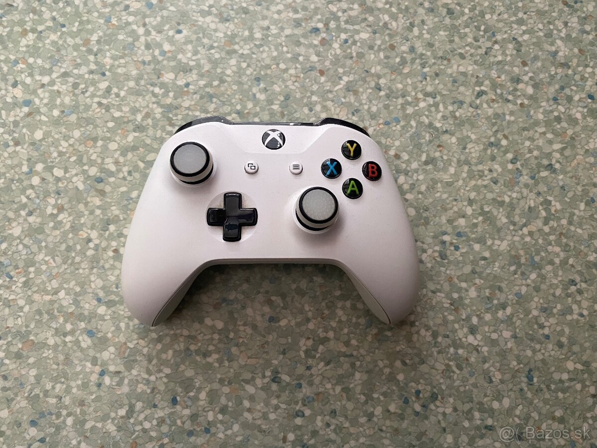 Xbox One S ovladac