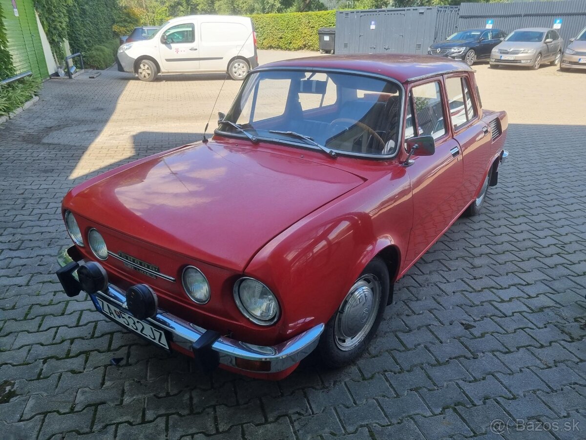 Škoda 100