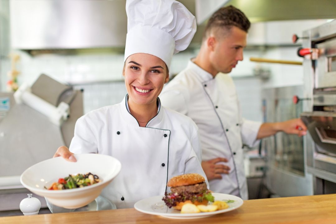 Assistant Chef – 5 Hotel – Narbonne, France - 1 800 € (NET)