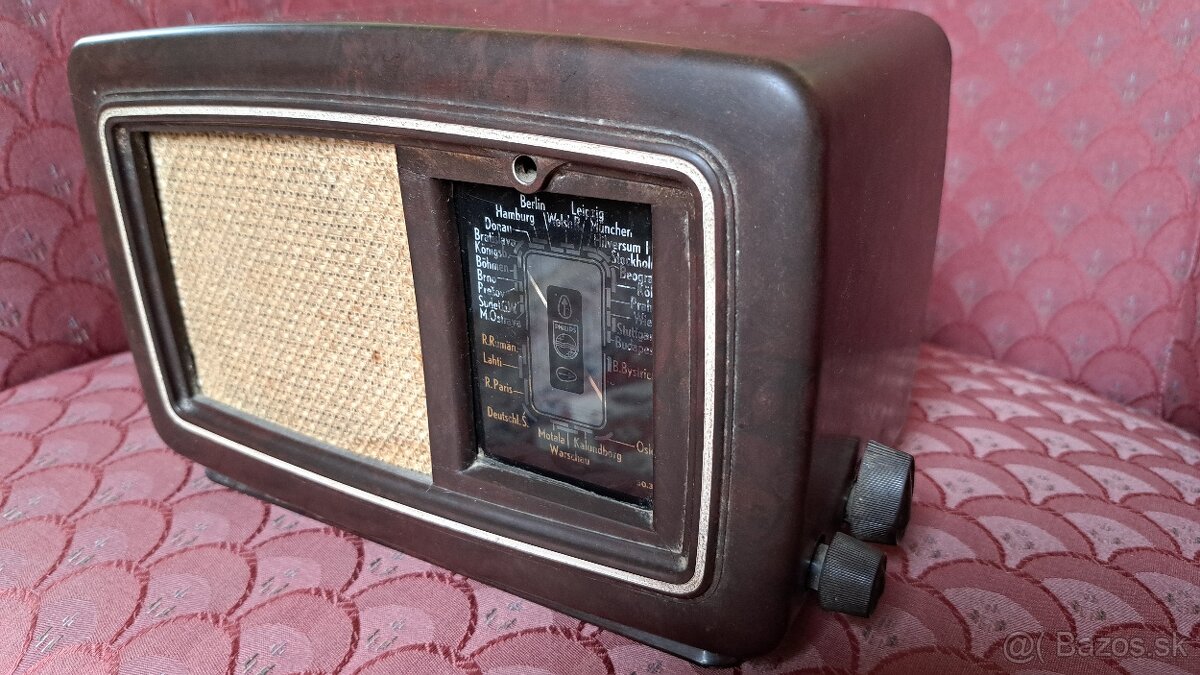 Philips 208U bakelitove radio