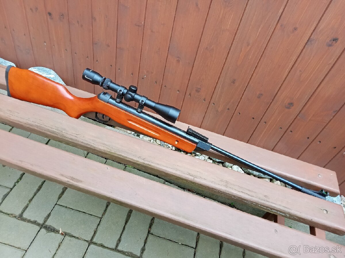 Vzduchovka Browning Black Blade WOOD