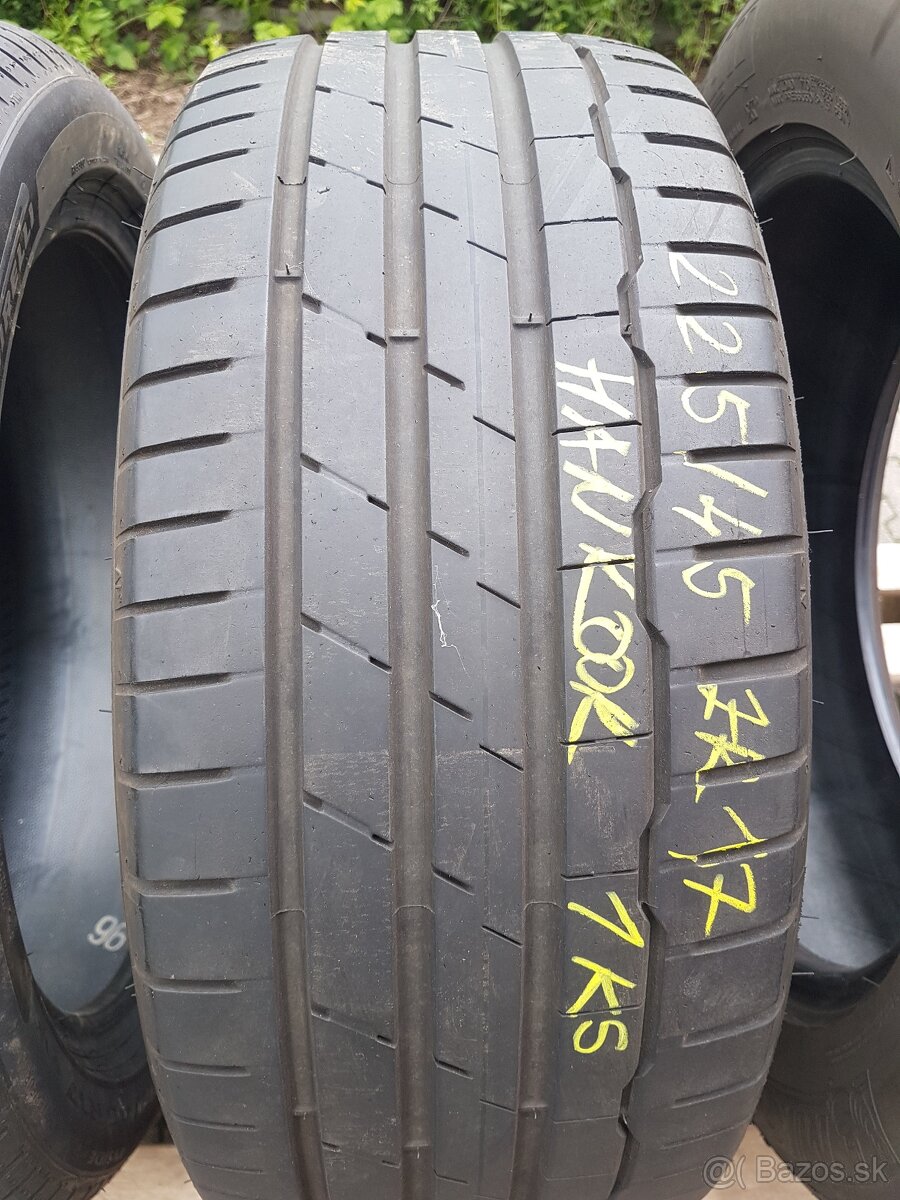 225/45R17  Hankook 1ks