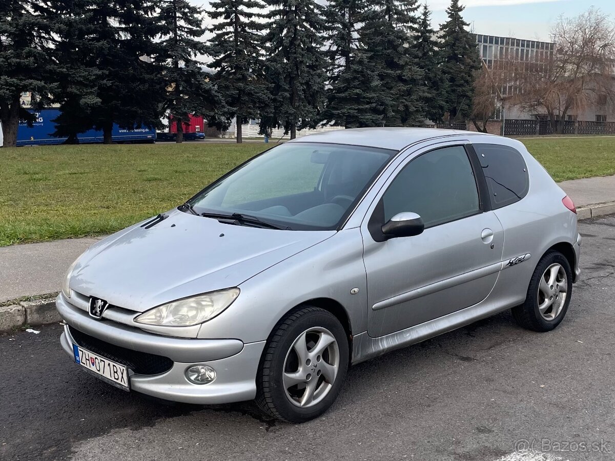 Peugeot 206