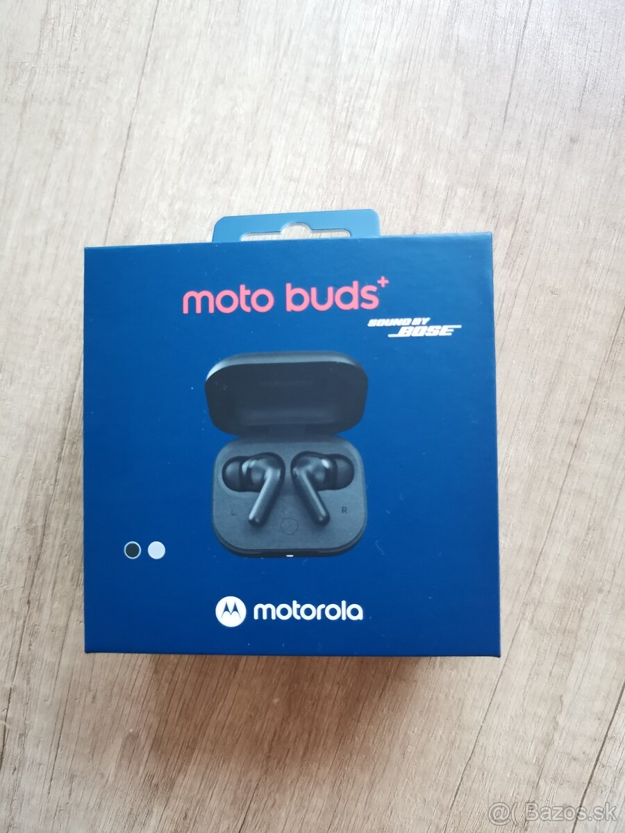 Motorola Moto Buds+