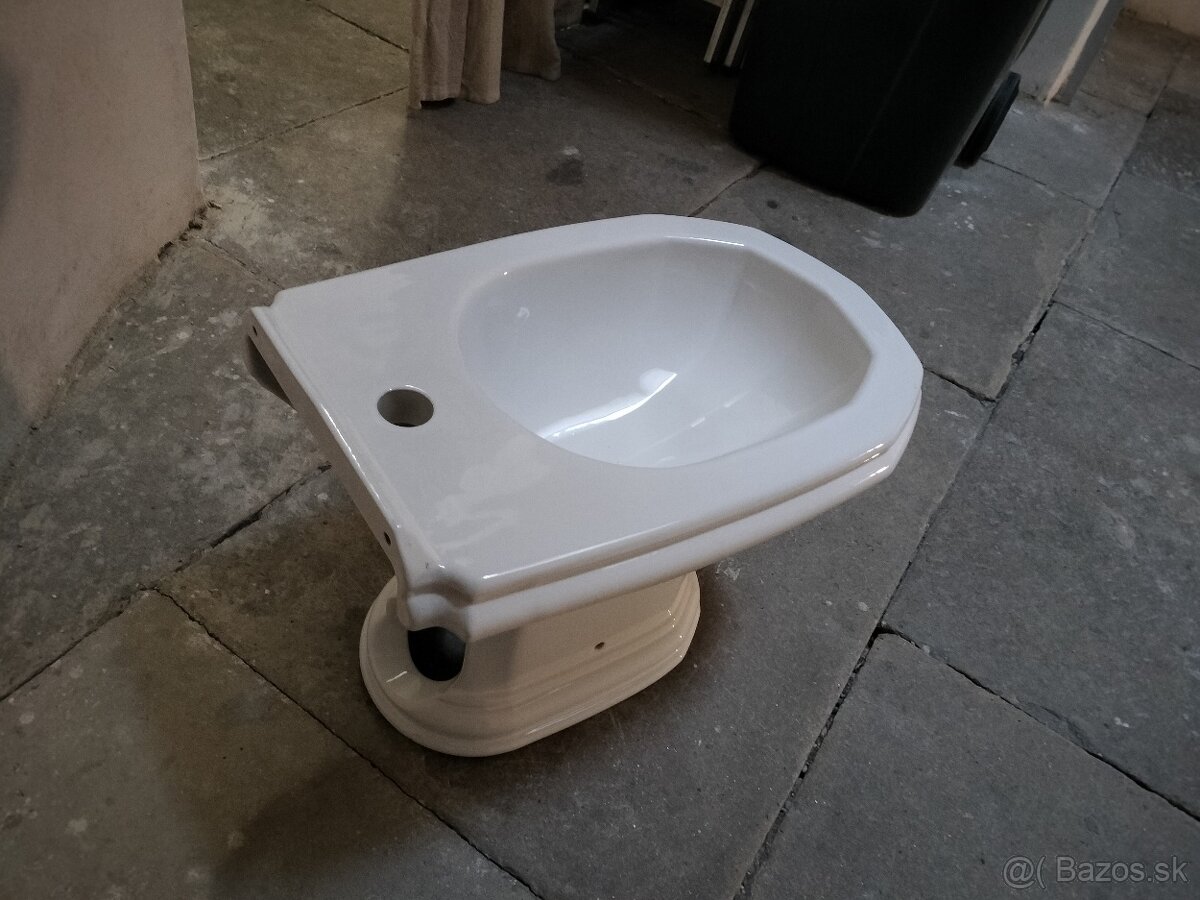 Predám bidet úplne nove