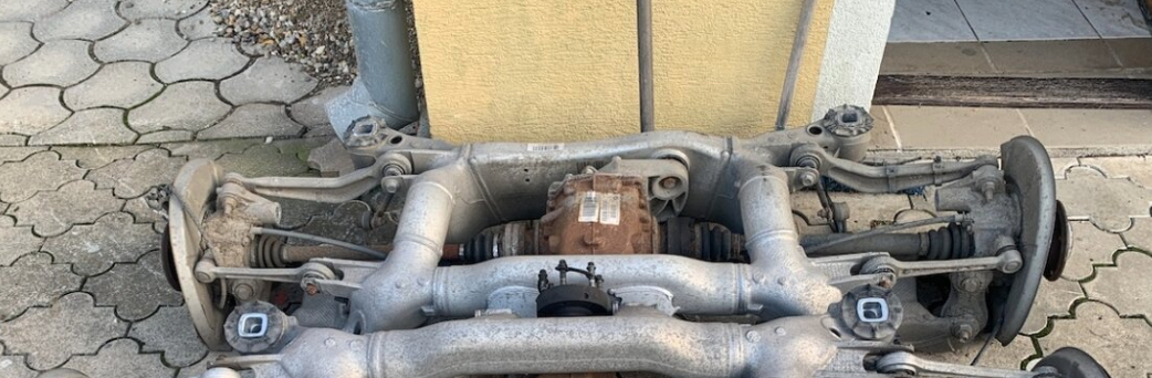 Zadná náprava BMW E60 E61 komplet diff polosi 520d 525d