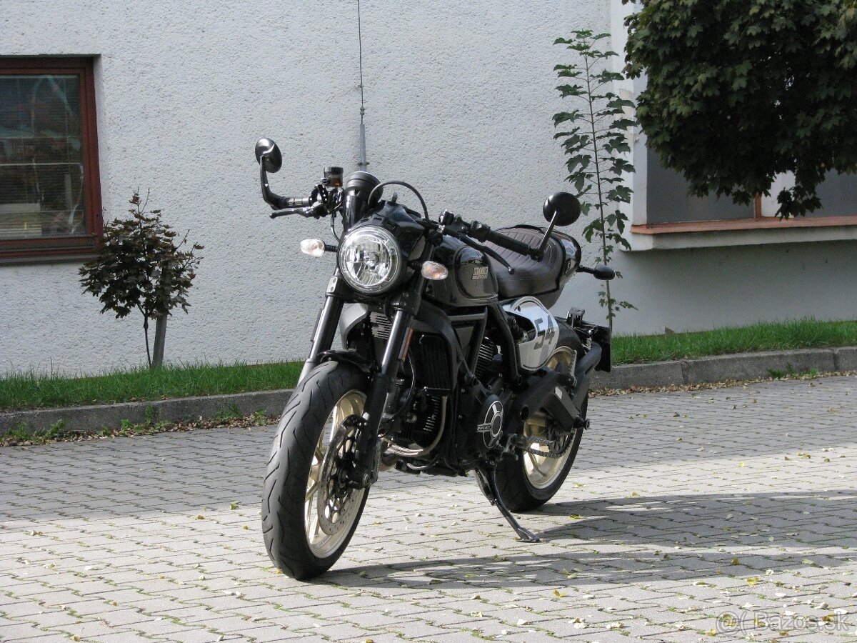 Ducati Scrambler Cafe Racer 9300km