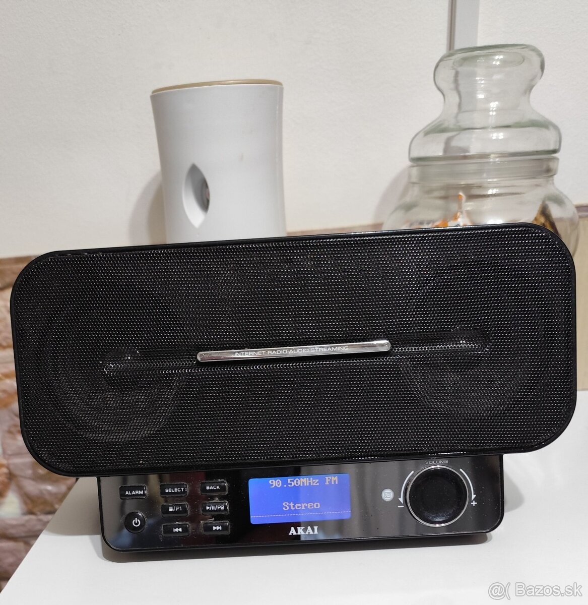 AKAI AIR05W Internetové rádio s dialk.ovládačom -