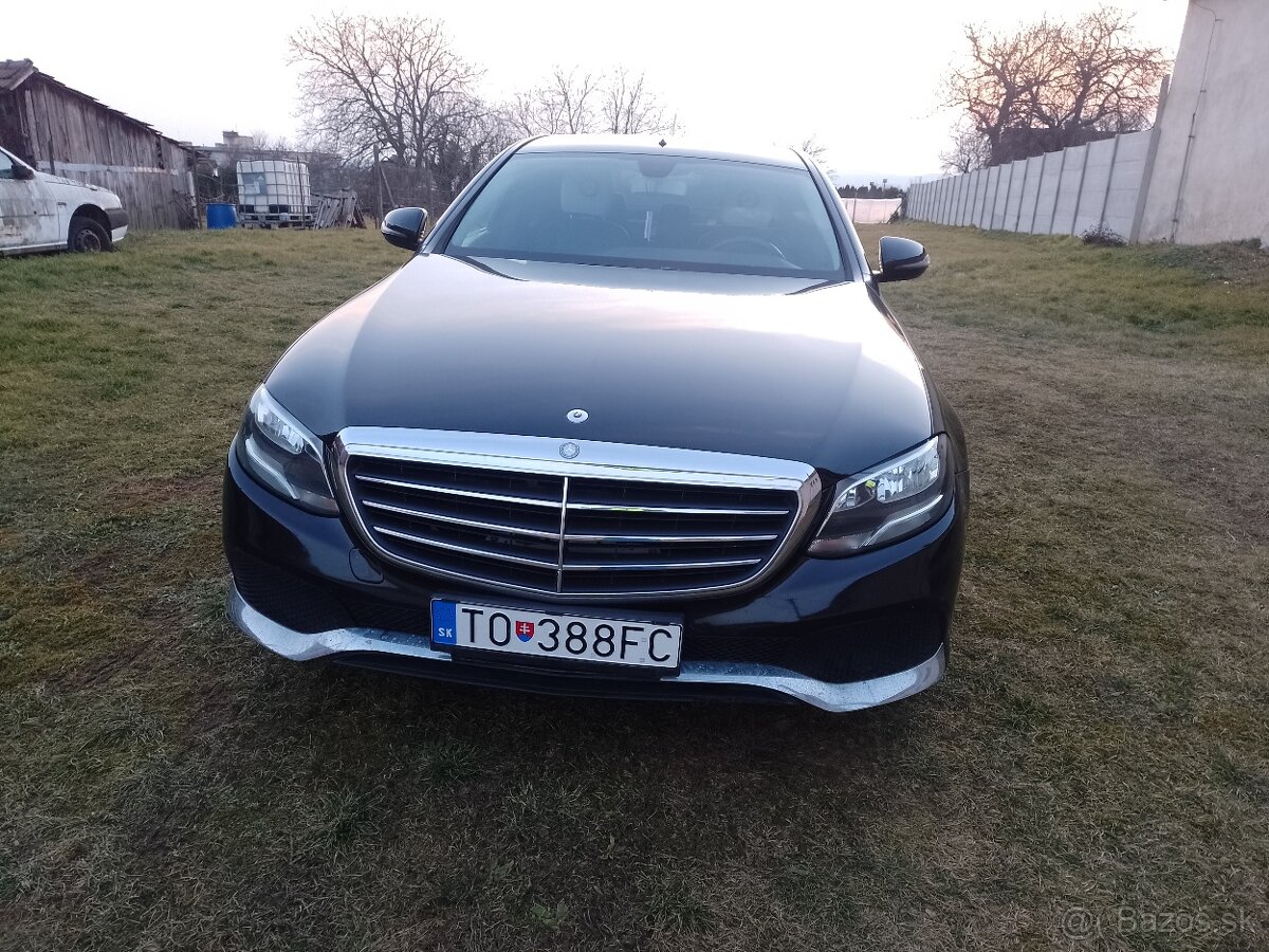 Predám Mercedes E220 model w213 ročník 2017