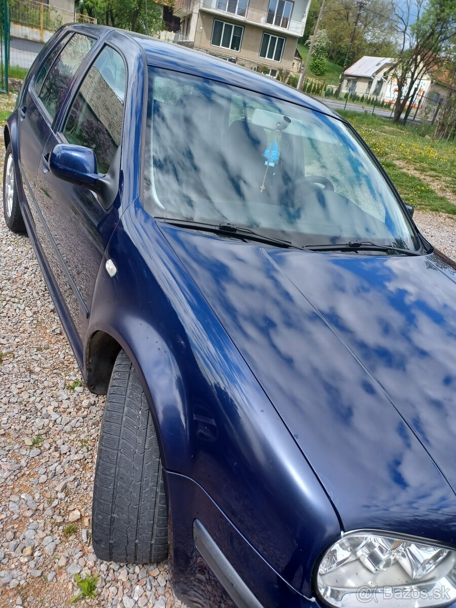 Predám Volkswagen Golf 4