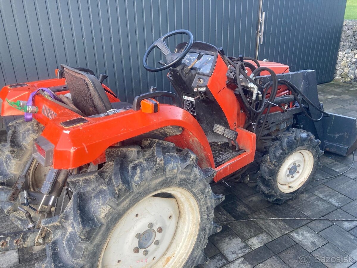 Malotraktor Kubota Saturn x20