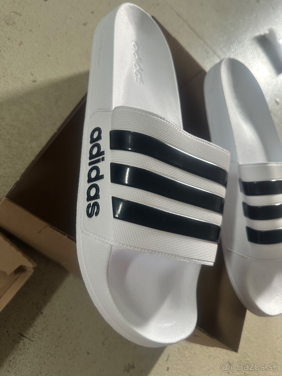 Šľapky adidas vel. 54