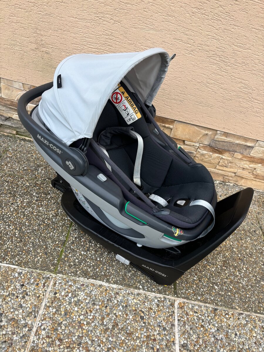 Autosedačka maxi cosi coral + isofix základňa