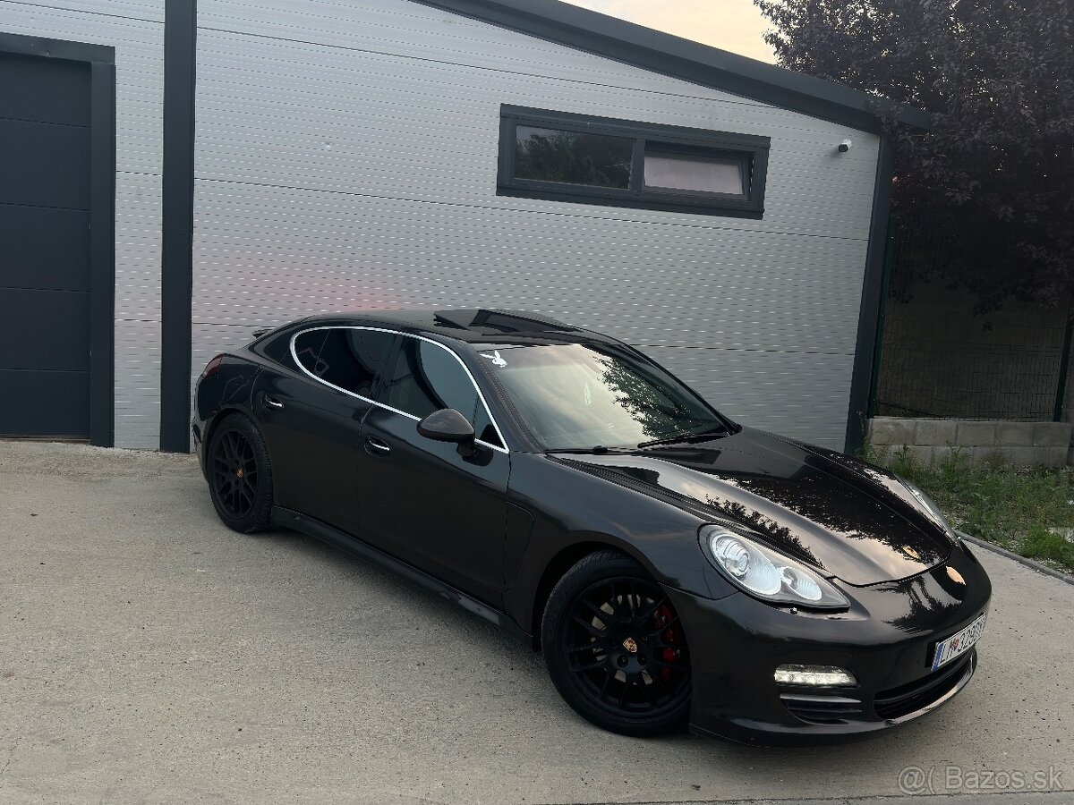 Porsche Panamera 970 4S 4.8 Sport Chrono