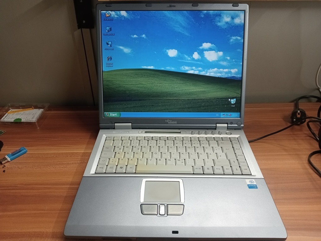 predám notebook FUJITSU LIFEBOOK 4010D , WINDOWS XP