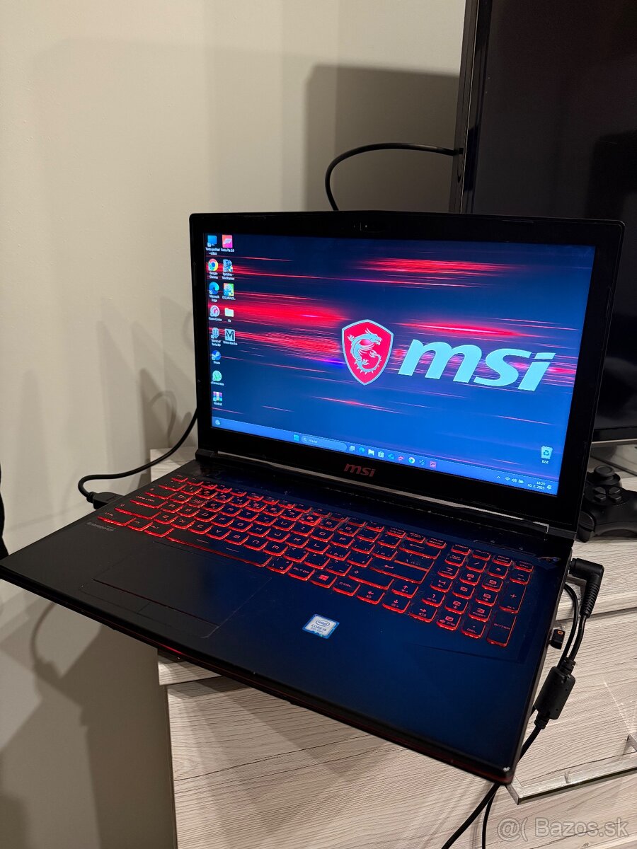 Herny Notebook MSI 63