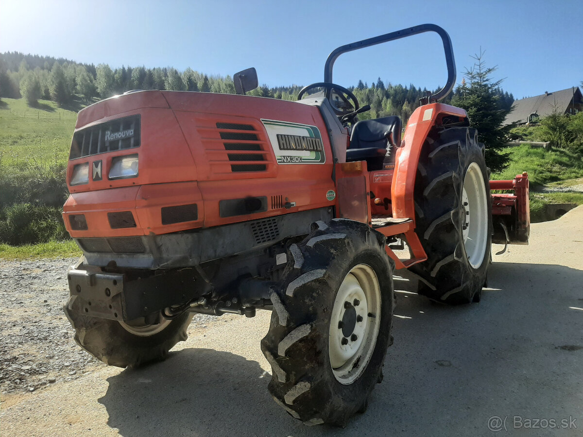 Traktor Hinomoto 30KM