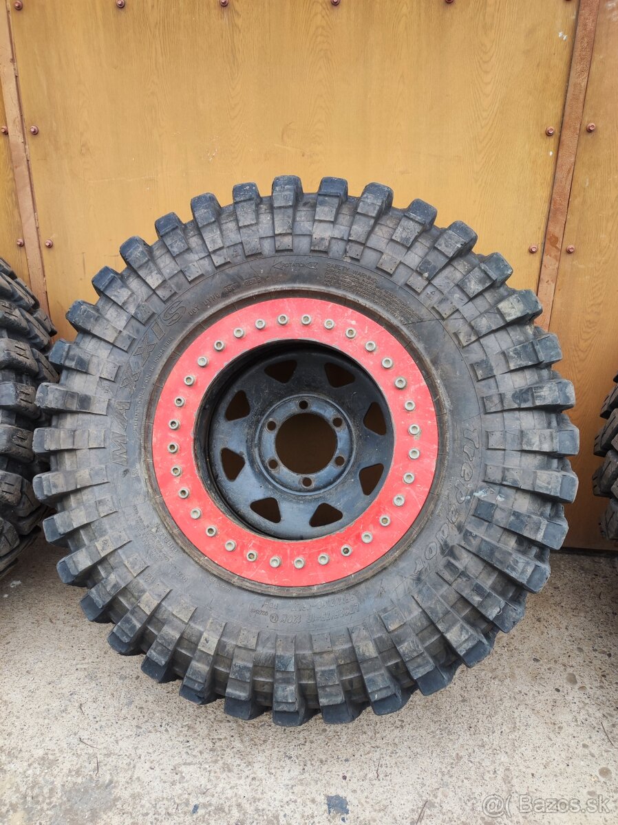 Pneu 35x12,5- R16