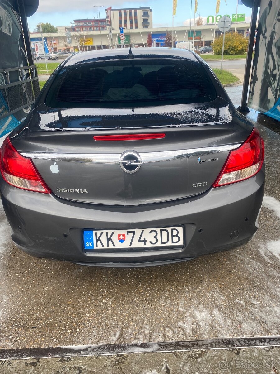 Predám Opel Insignia