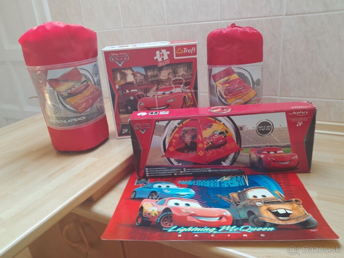 Detsky stan spacaky a puzzle Cars McQueen