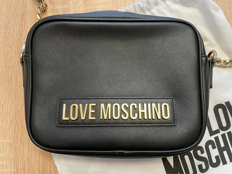 predám kabelku LOVE Moschino