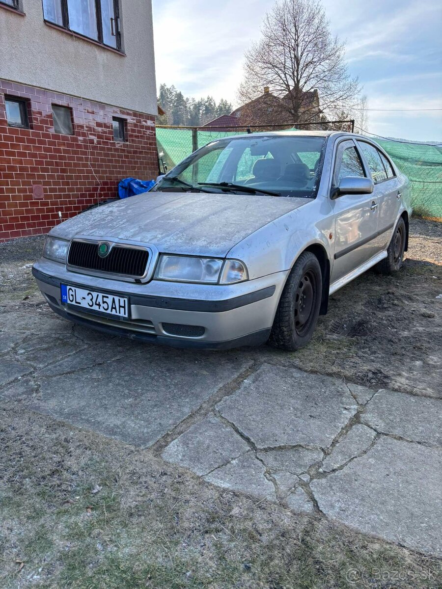 Škoda Octavia 1.6 benzín 55KW