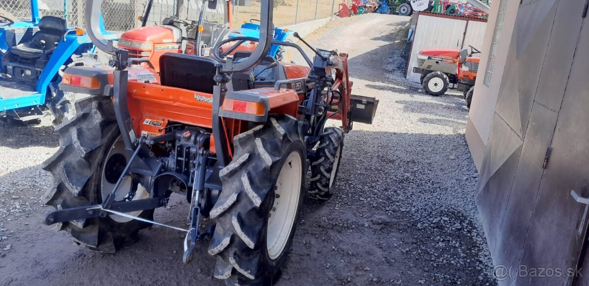 Kubota GL261 originál čelný nakladač