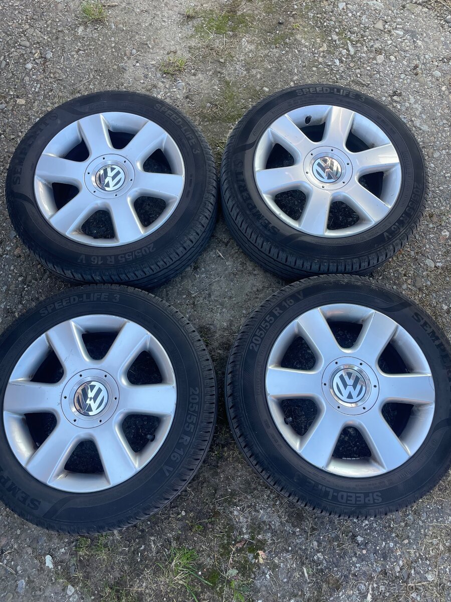 5x112 r16 elektróny VW + letné 205/55 r16 Semperit