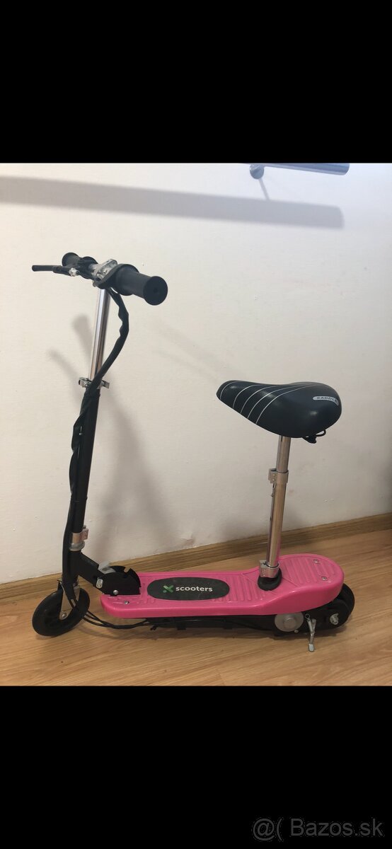 ELEKTROKOLOBEŽKA X-scooters XS02 MiNi