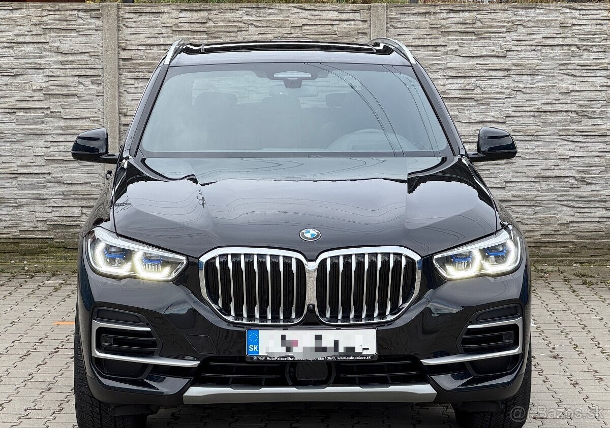 BMW X5 30d X Line V záruke