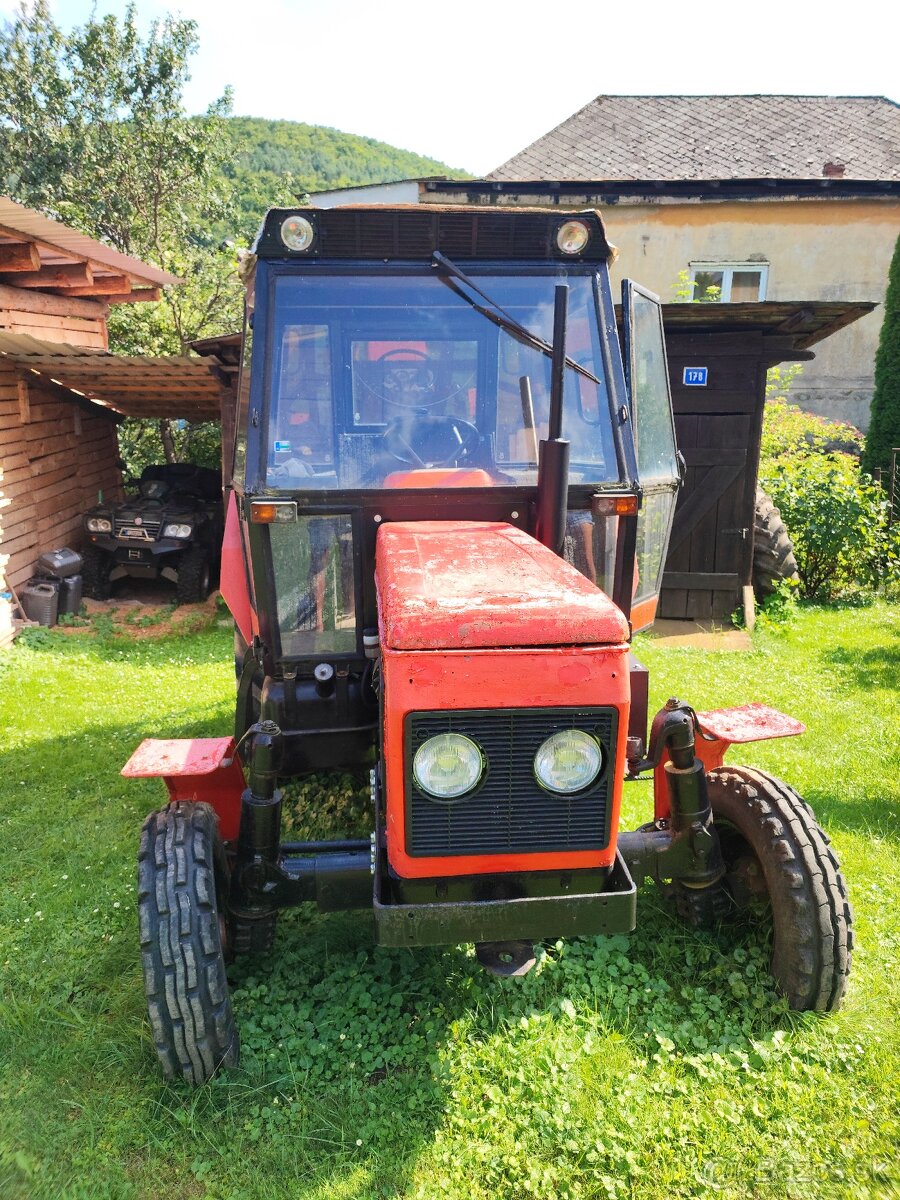 Traktor Zetor 69XX