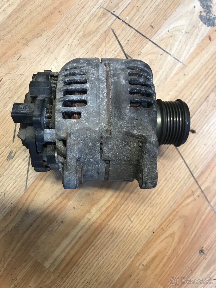 Alternator golf 4