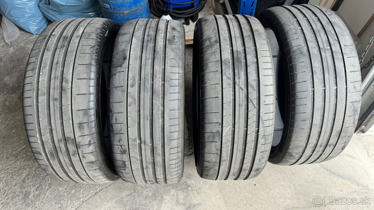 Pirelli P ZERO 255/35 R21 98Y