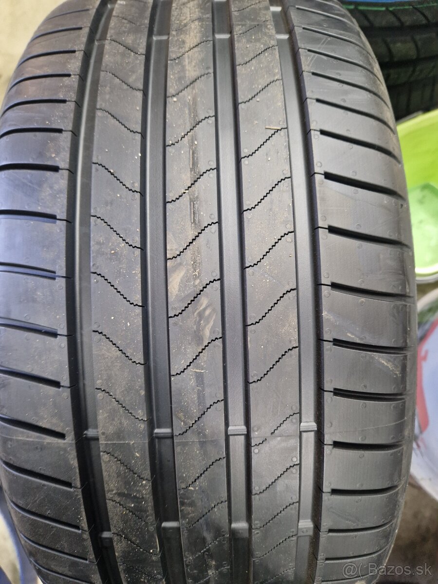 Bridgestone 255/35 R19 letne