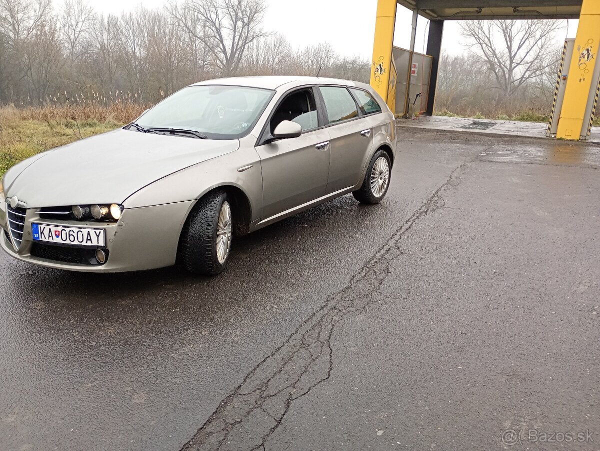 Predám Alfa Romeo 159 sw,1.9jtdm,110kw