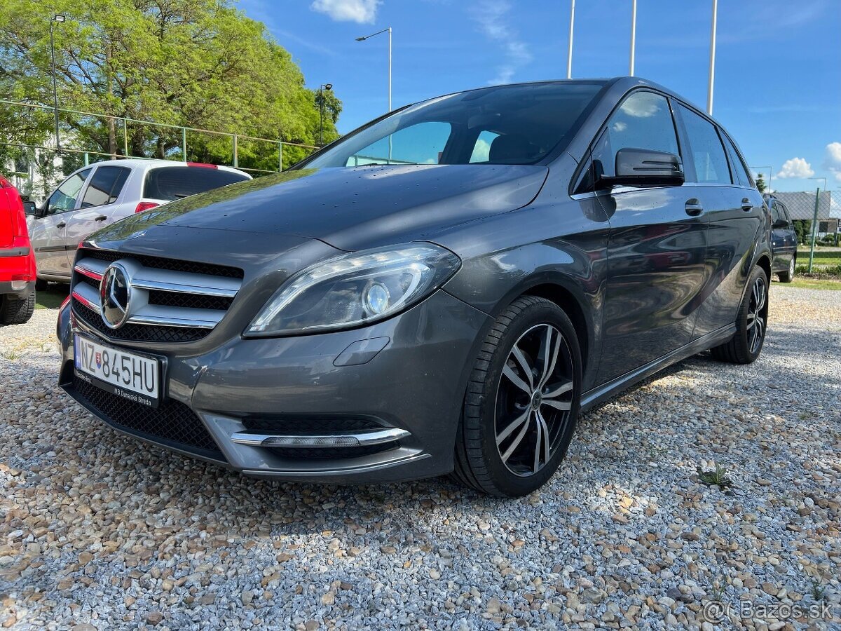 Mercedes-Benz B180 CDI, diesel, 80kW, AT/7, rok:10.2012.