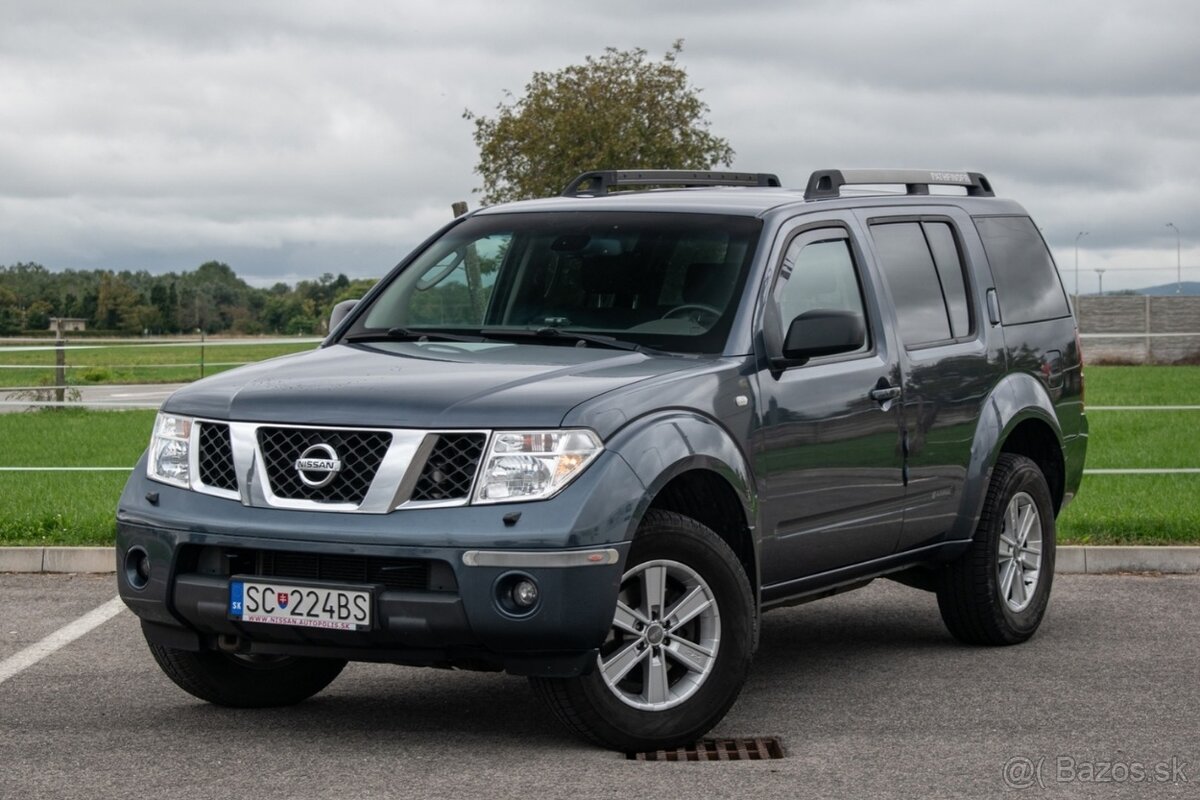 Nissan Pathfinder 2.5 dCi LE