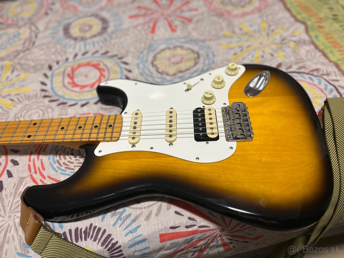 Fender JV Modified 50s Stratocaster HSS MN 2-Tone Sunburst