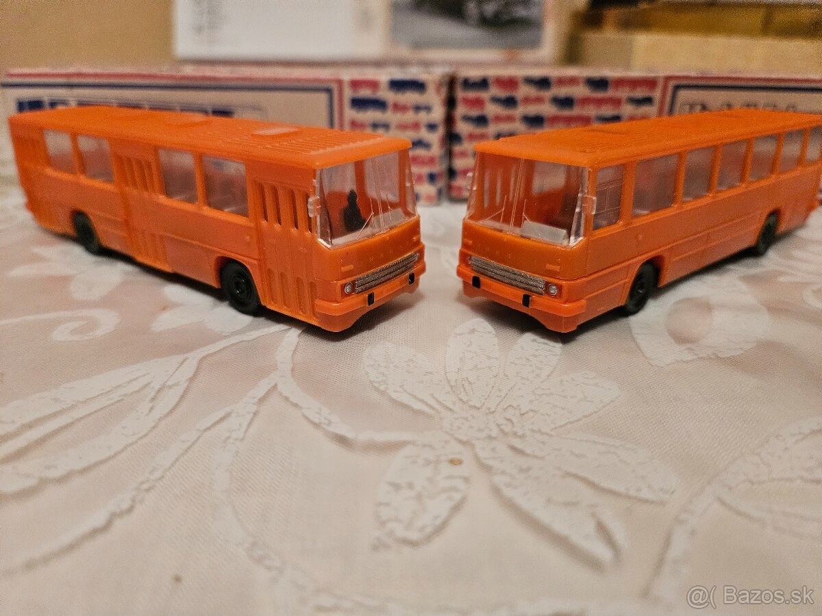 Autobus Ikarus 260 1:87