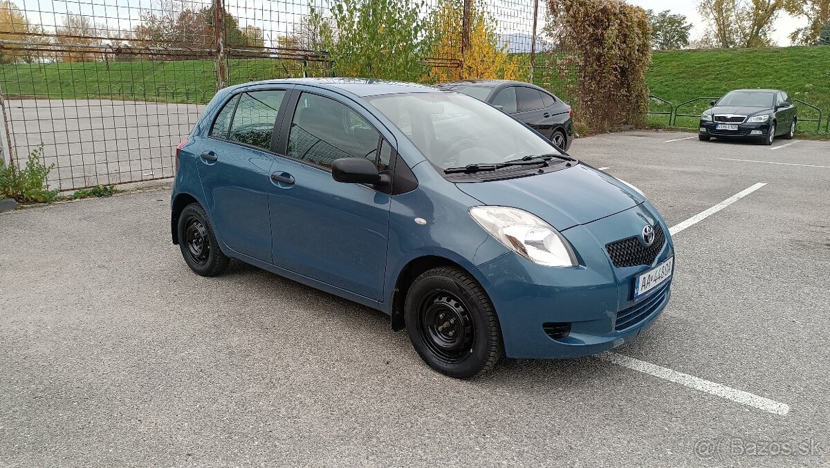 Yaris na predaj len 36000 km... kupené v SR