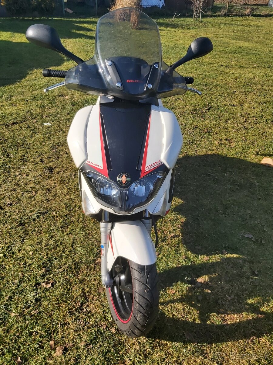 Gilera Runner 125 ST