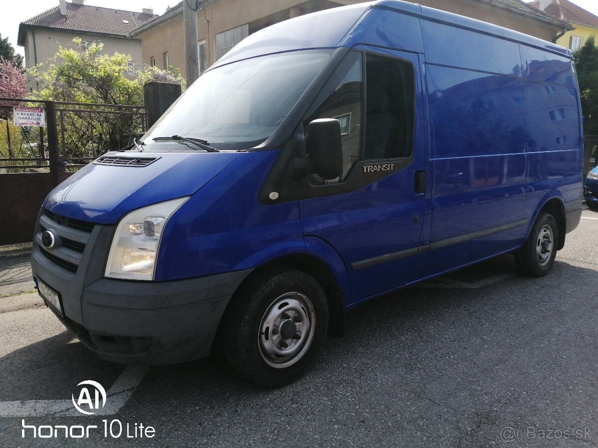 Ford Transit 280M rok 2011 najazdených 76900km