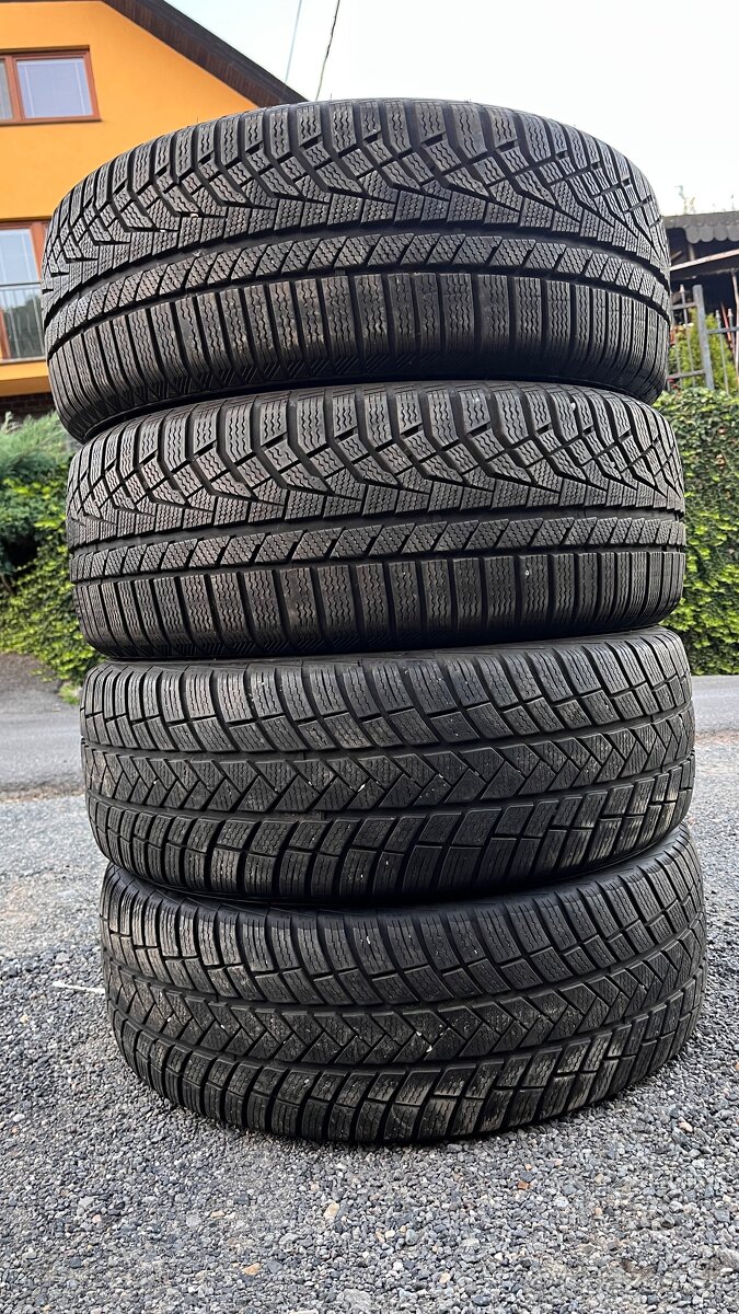 ❄️zimné pneu 235/55 r18