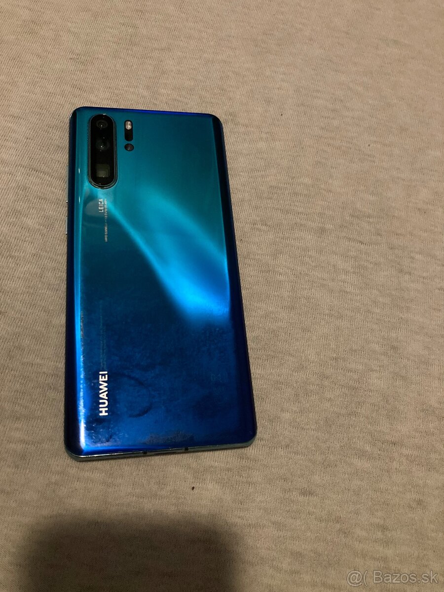 Predám Huawei p30 pro.na dieli nefunkčný.