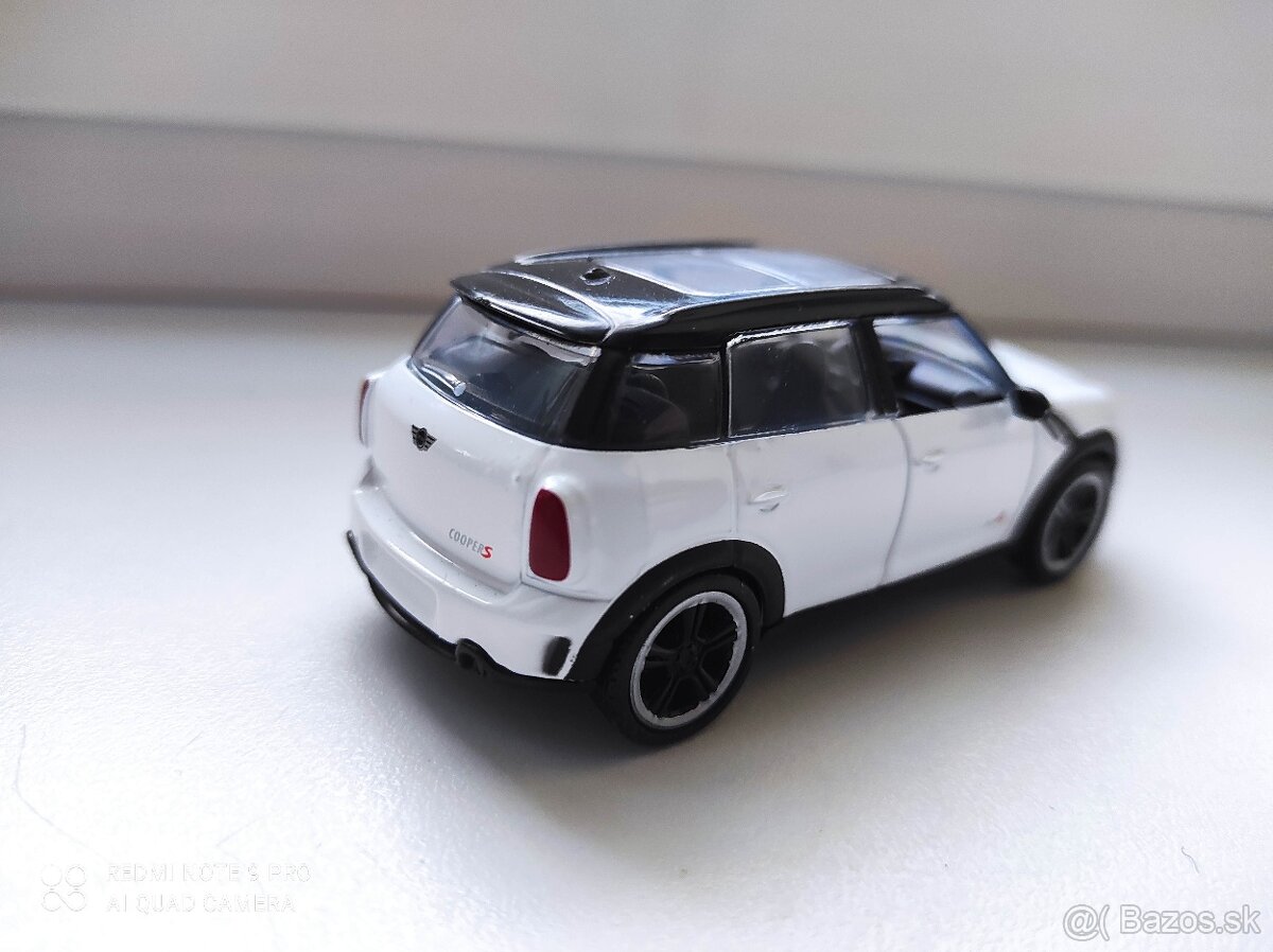 MINI Cooper S Countryman 1/43