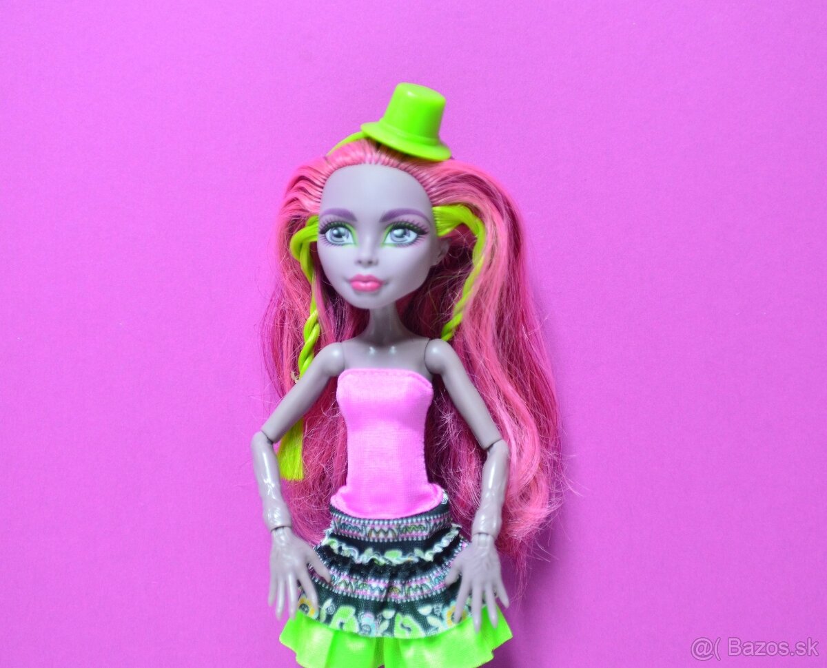 Monster High bábiky Marisol, Howleen