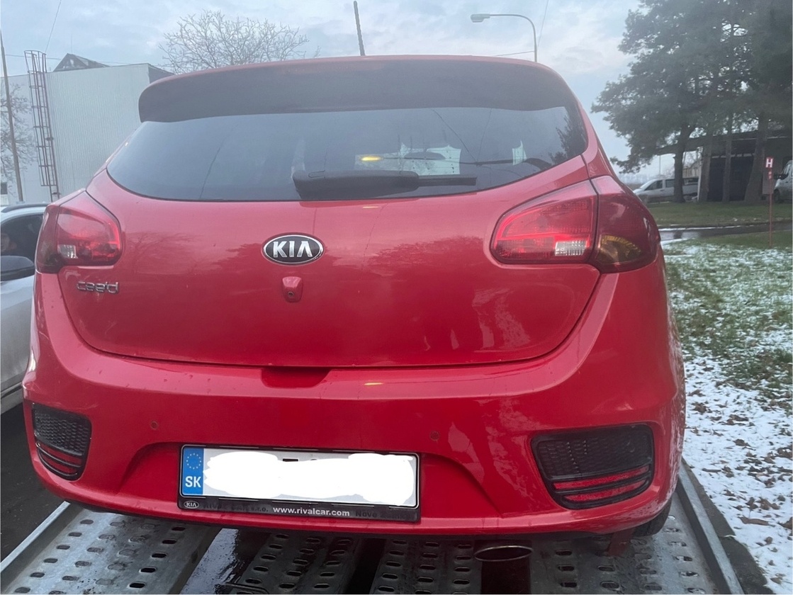 Rozpredam Kia Ceed II 1.6 GDI 2015