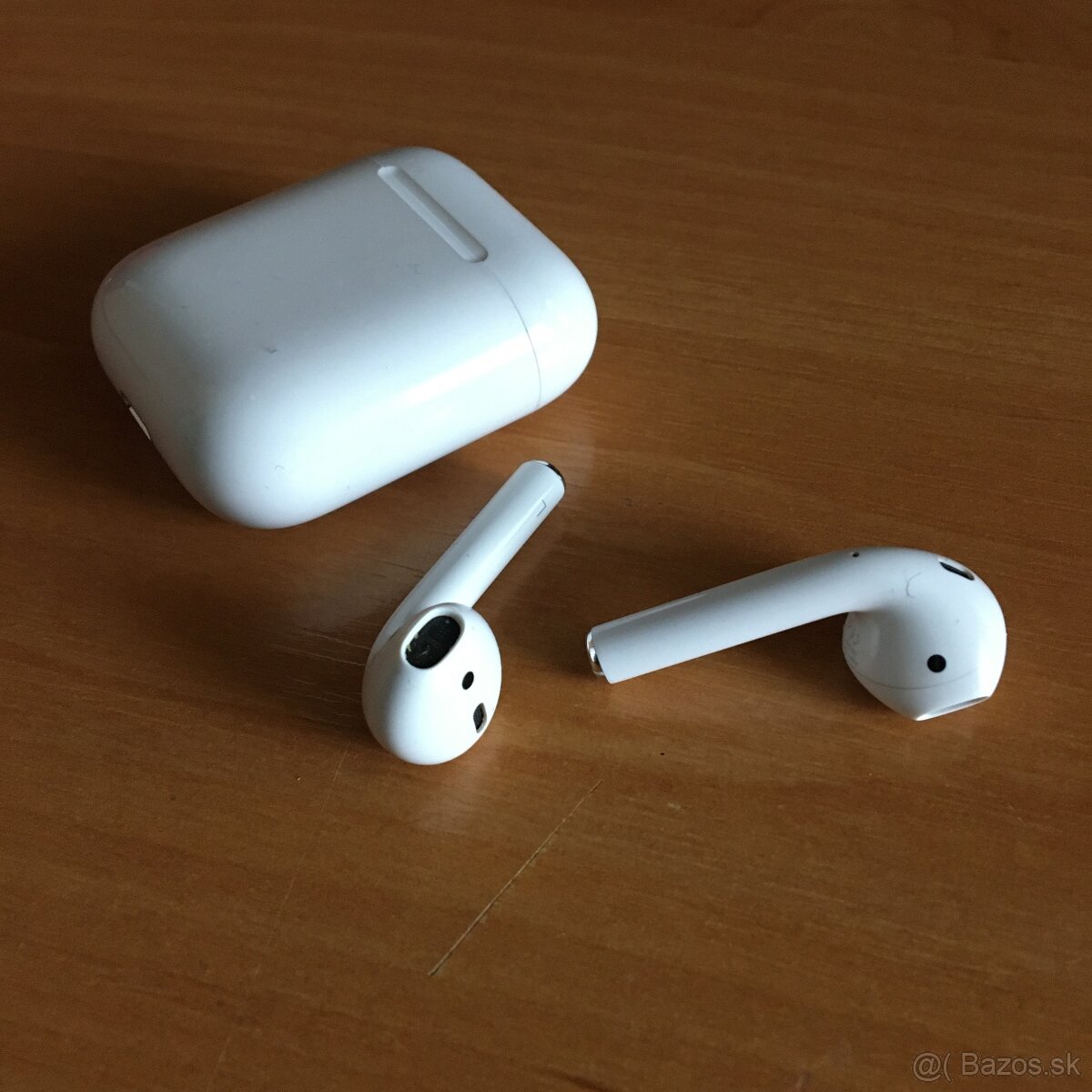 Apple AirPods 2. Generácia