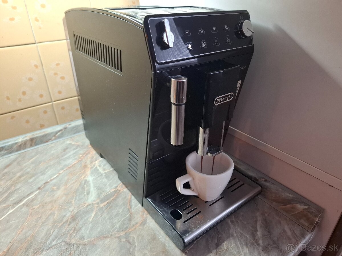 Kávovar DeLonghi Autentica